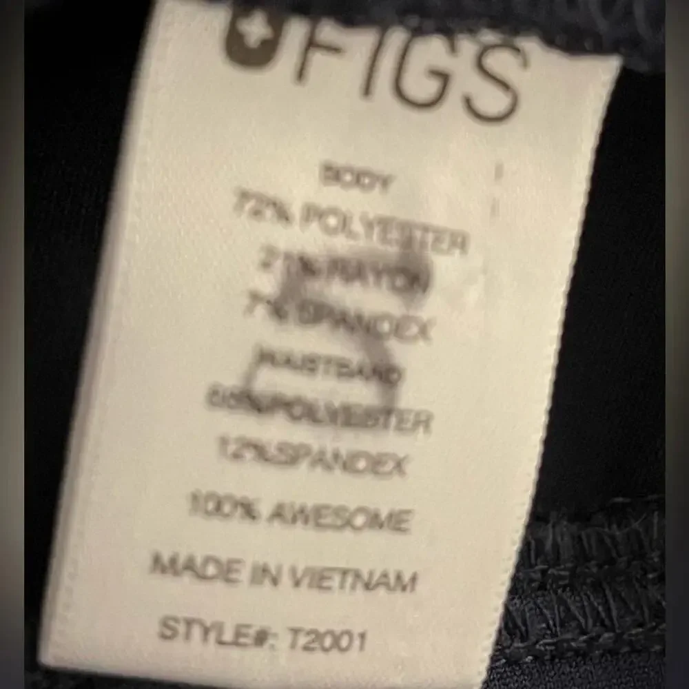 FIGS Axim navy blue cargo scrub pants, size XXL
